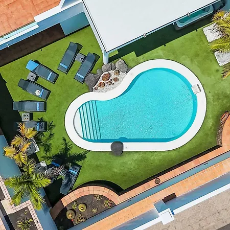 Palacio ヴィラ プエルト・カレロ